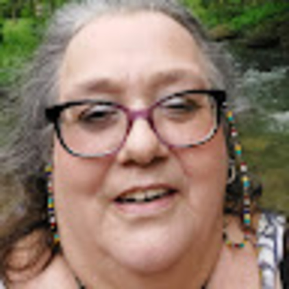 Meet your Posher, Valerie